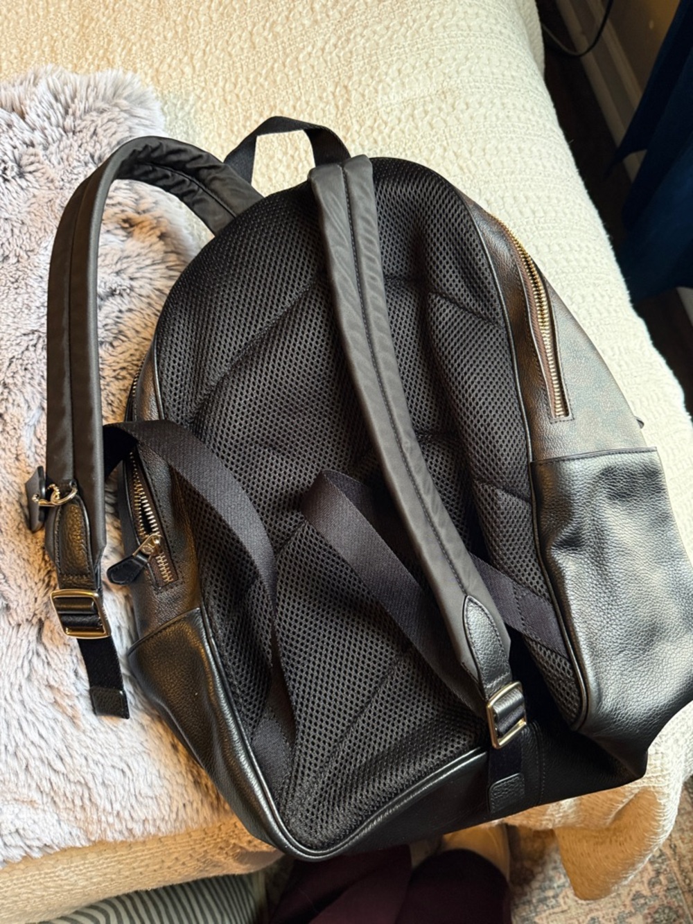 Coach backpack - Picture 3 of 3